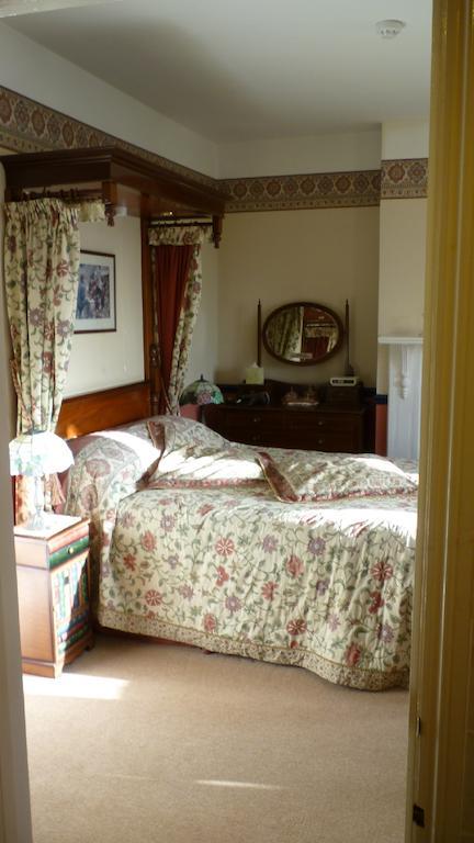 Leadon House Hotel Ледбъри Стая снимка