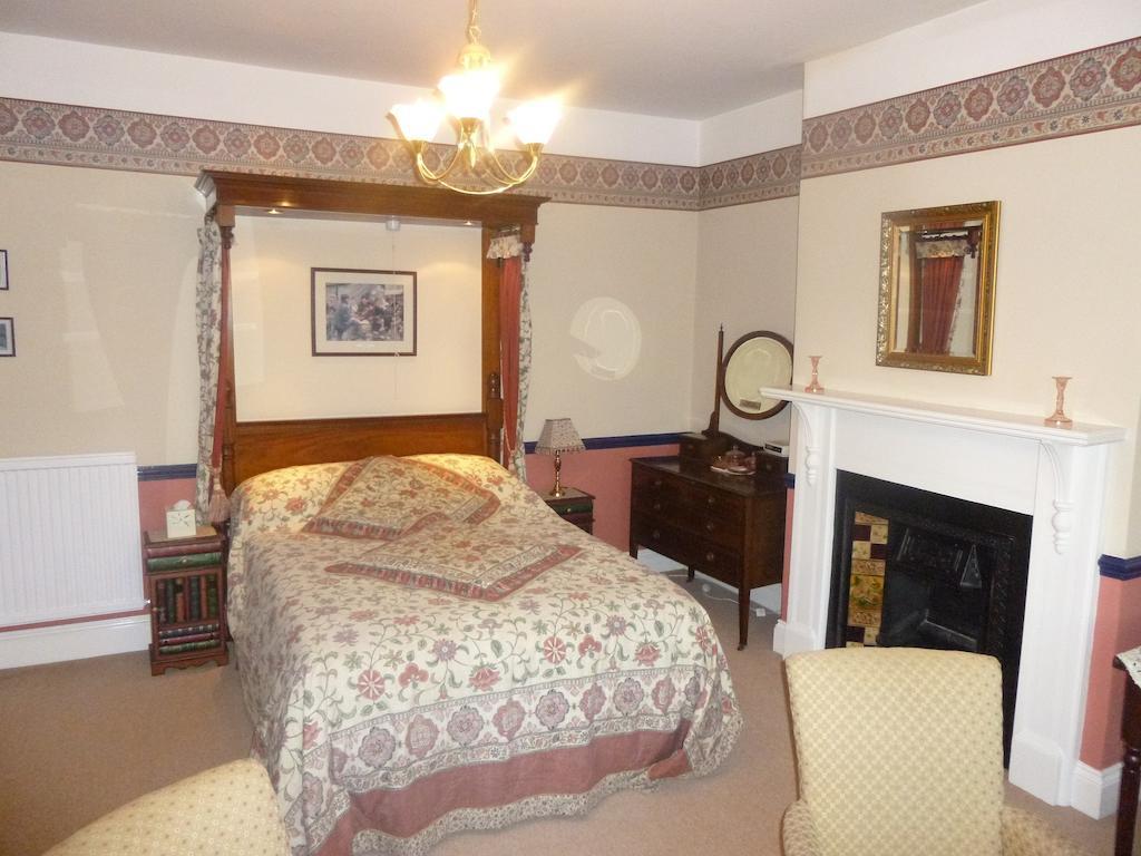 Leadon House Hotel Ледбъри Стая снимка