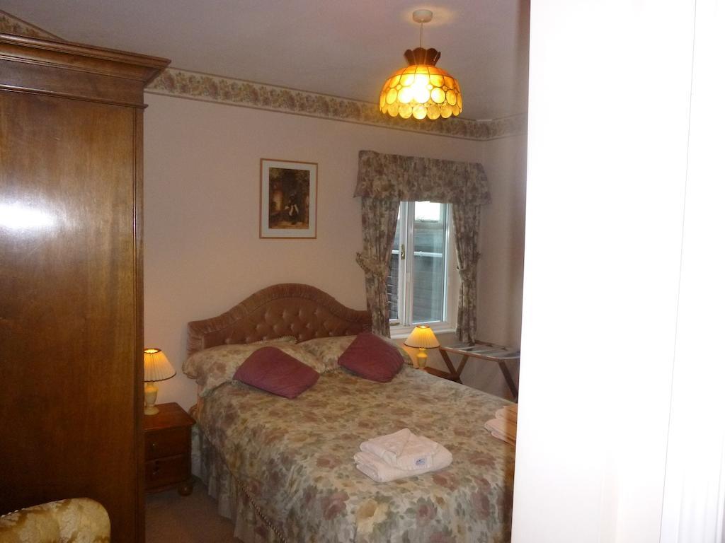 Leadon House Hotel Ледбъри Екстериор снимка