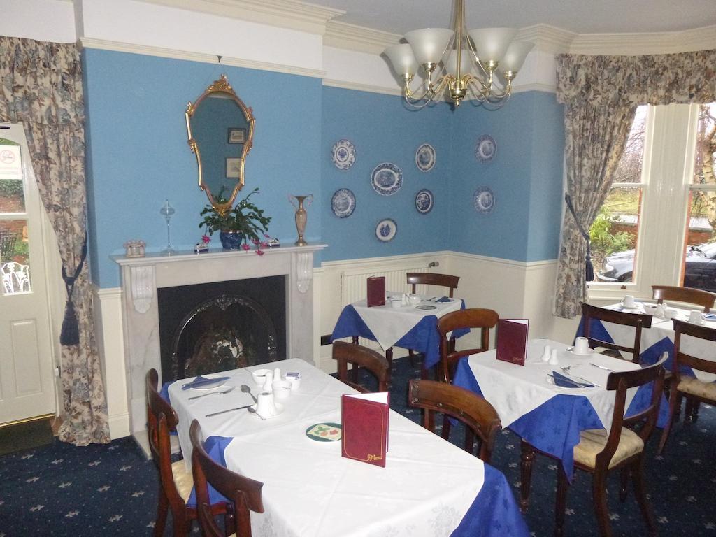 Leadon House Hotel Ледбъри Екстериор снимка