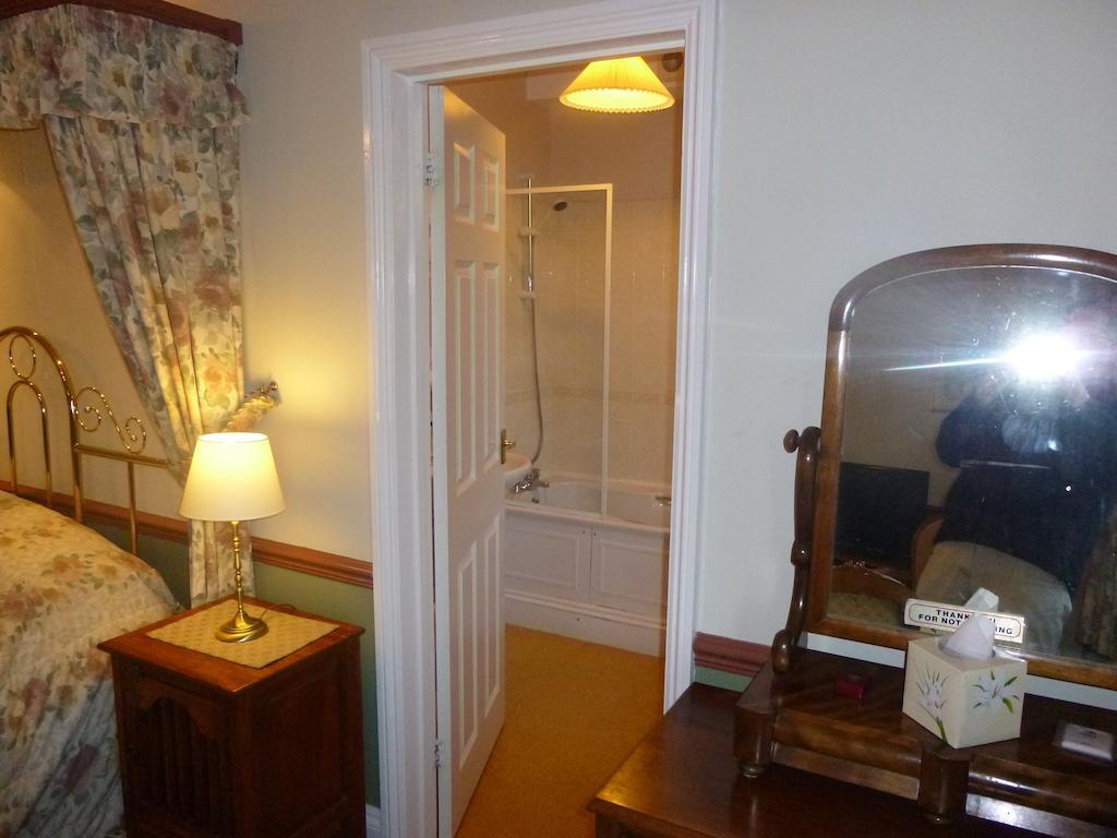Leadon House Hotel Ледбъри Стая снимка